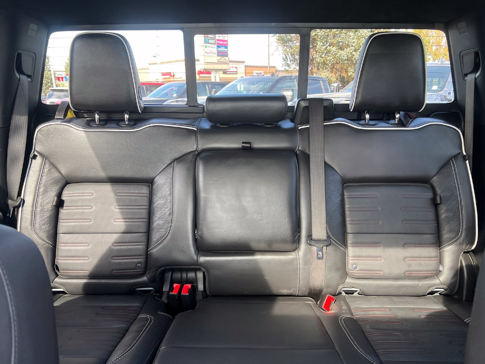 Used 2025 GMC Sierra 2500 AT4X AWD/4WD image 7
