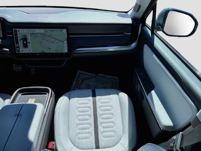 Used 2024 Rivian R1S Adventure Dual AWD/4WD image 19