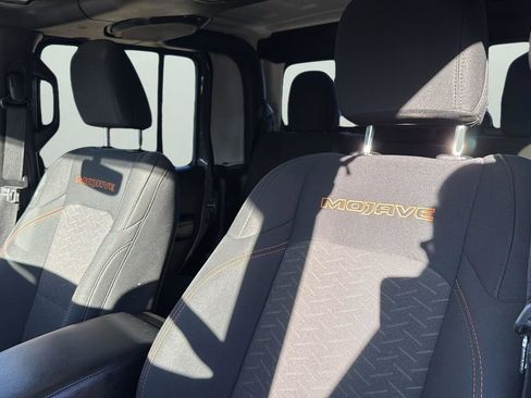 Used 2021 Jeep Gladiator Mojave image 10