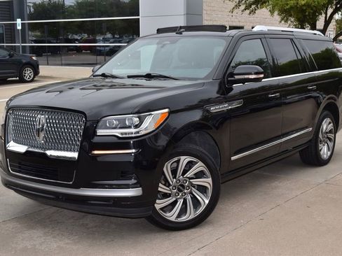 Used 2024 Lincoln Navigator L 4WD image 45