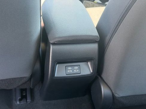 Used 2024 Toyota Corolla LE FWD image 18