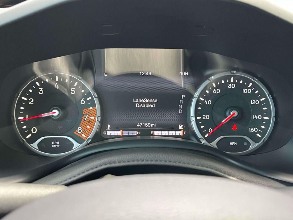 Used 2023 Jeep Renegade Trailhawk AWD/4WD image 34