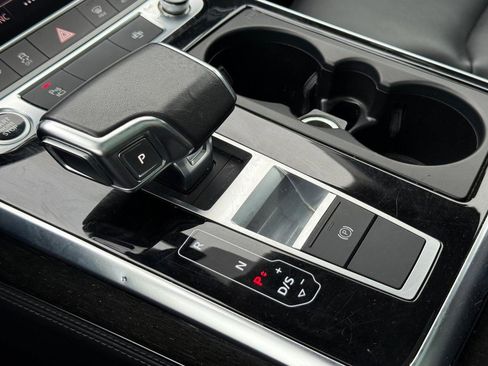 Used 2023 Audi Q7 3.0T Premium Plus image 19