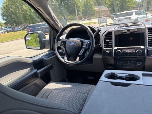 Used 2016 Ford F150 XLT w/ Equipment Group 302A Luxury AWD/4WD image 12