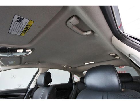 Used 2023 Genesis G80 2.5T image 28