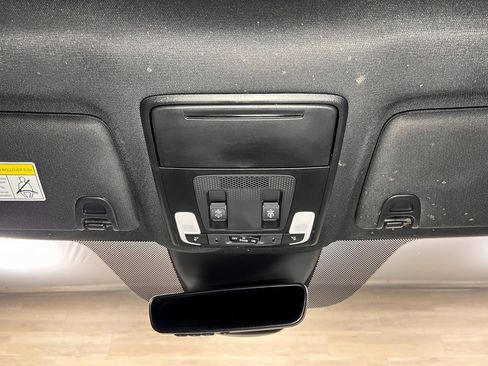 Used 2025 Honda Pilot Black Edition image 21