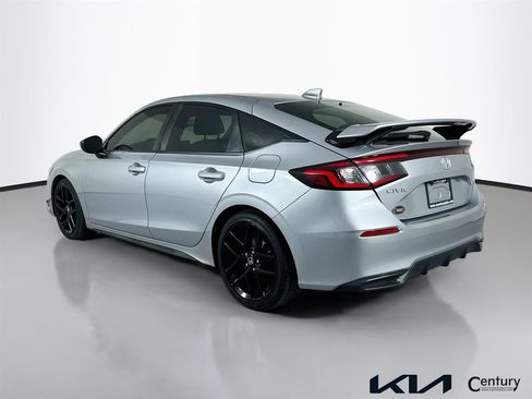 Used 2023 Honda Civic Sport image 7