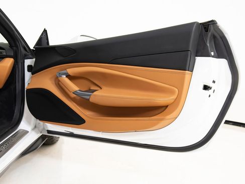 Certified 2022 Ferrari F8 Spider RWD image 21