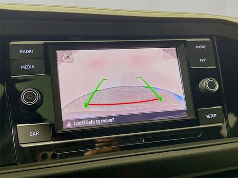 Used 2019 Volkswagen Jetta R-Line image 5