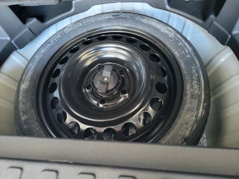 Certified 2022 Chevrolet Equinox LT image 43