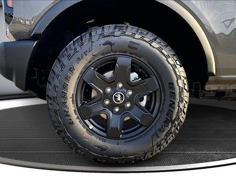 New 2025 Ford Bronco Big Bend image 13