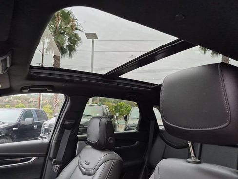 Used 2026 Cadillac XT5 Premium Luxury w/ Driver Assist Package FWD image 11