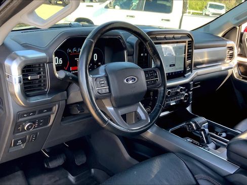 Used 2022 Ford F150 Lariat w/ FX4 Off-Road Package image 16