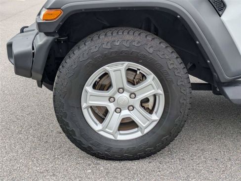 Used 2021 Jeep Wrangler Unlimited Sport w/ Sun And Sound Package AWD/4WD image 14
