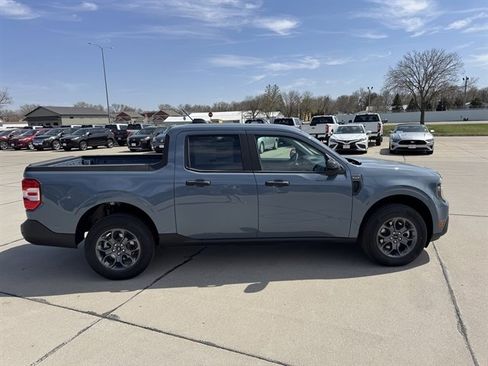 New 2026 Ford Maverick XLT w/ Equipment Group 301A AWD/4WD image 2