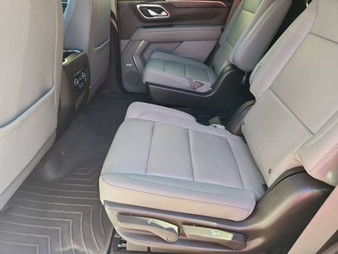 Used 2023 Chevrolet Tahoe Z71 w/ Luxury Package image 25