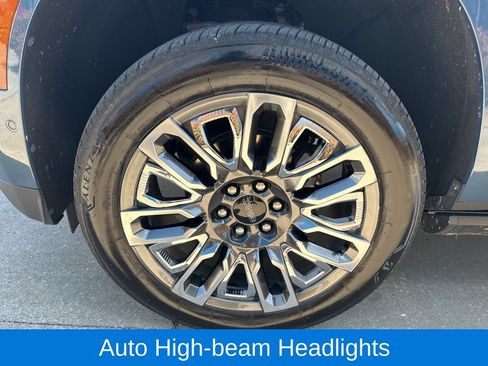 Used 2025 GMC Yukon XL Denali Ultimate w/ LPO, Floor Liner Package AWD/4WD image 8