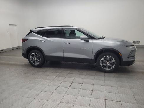 Used 2024 Chevrolet Blazer LT w/ Convenience Package FWD image 11