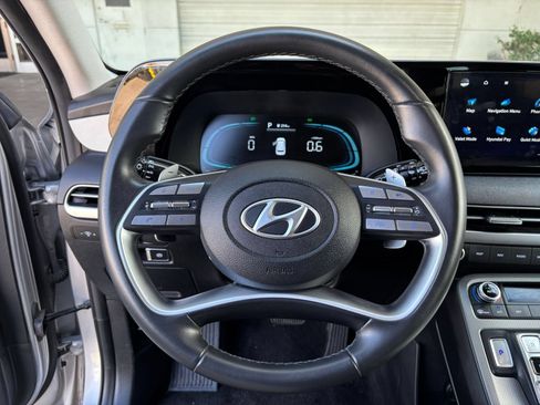 Used 2025 Hyundai Palisade SEL FWD image 30
