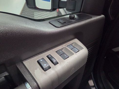 Used 2015 Ford F250 Lariat w/ Chrome Package AWD/4WD image 31