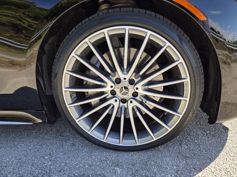 Used 2022 Mercedes-Benz S 580 S 580 image 5