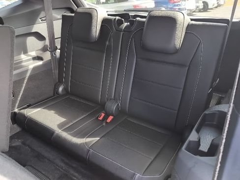 Used 2021 Volkswagen Tiguan SE R-Line AWD/4WD image 29