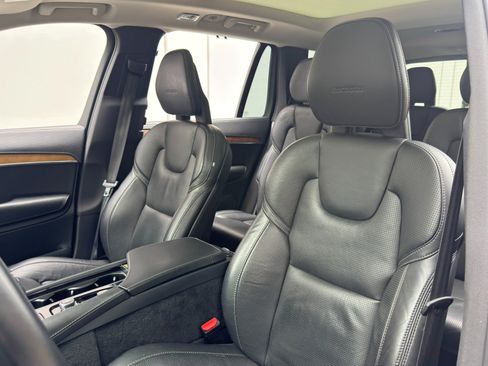 Used 2020 Volvo XC90 T8 Inscription AWD/4WD image 39
