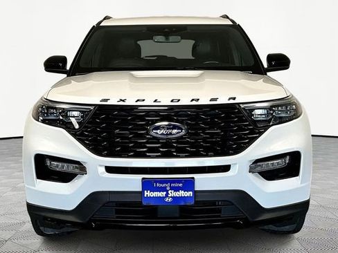 Used 2023 Ford Explorer ST-Line image 3