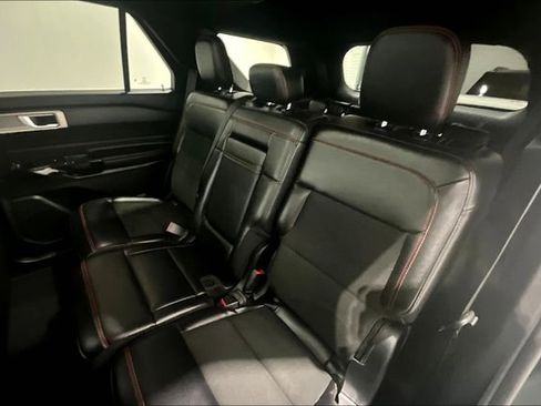 Used 2024 Ford Explorer ST-Line w/ Class IV Trailer Tow Package image 22