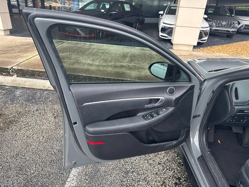 Used 2021 Hyundai Sonata SEL w/ Cargo Package FWD image 13