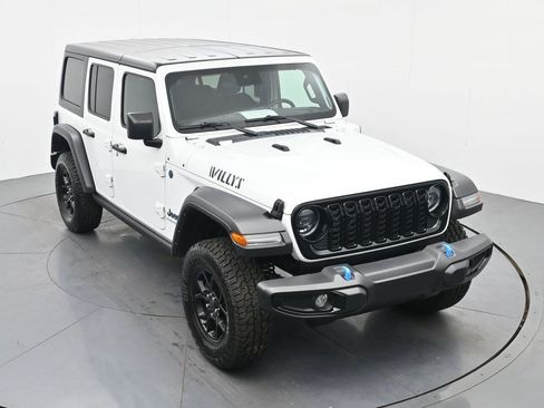 Used 2024 Jeep Wrangler Unlimited AWD/4WD image 20