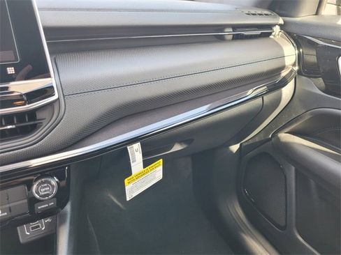 New 2026 Jeep Compass Latitude image 27