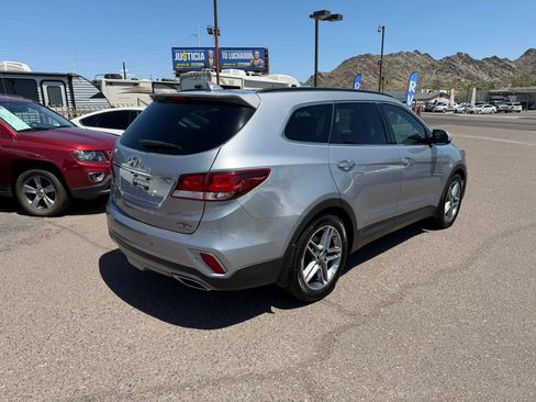 Used 2017 Hyundai Santa Fe FWD w/ Cargo Package image 5