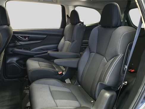 Used 2025 Subaru Ascent Premium image 15