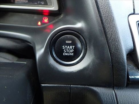 Used 2015 MAZDA MAZDA3 i Sport image 21