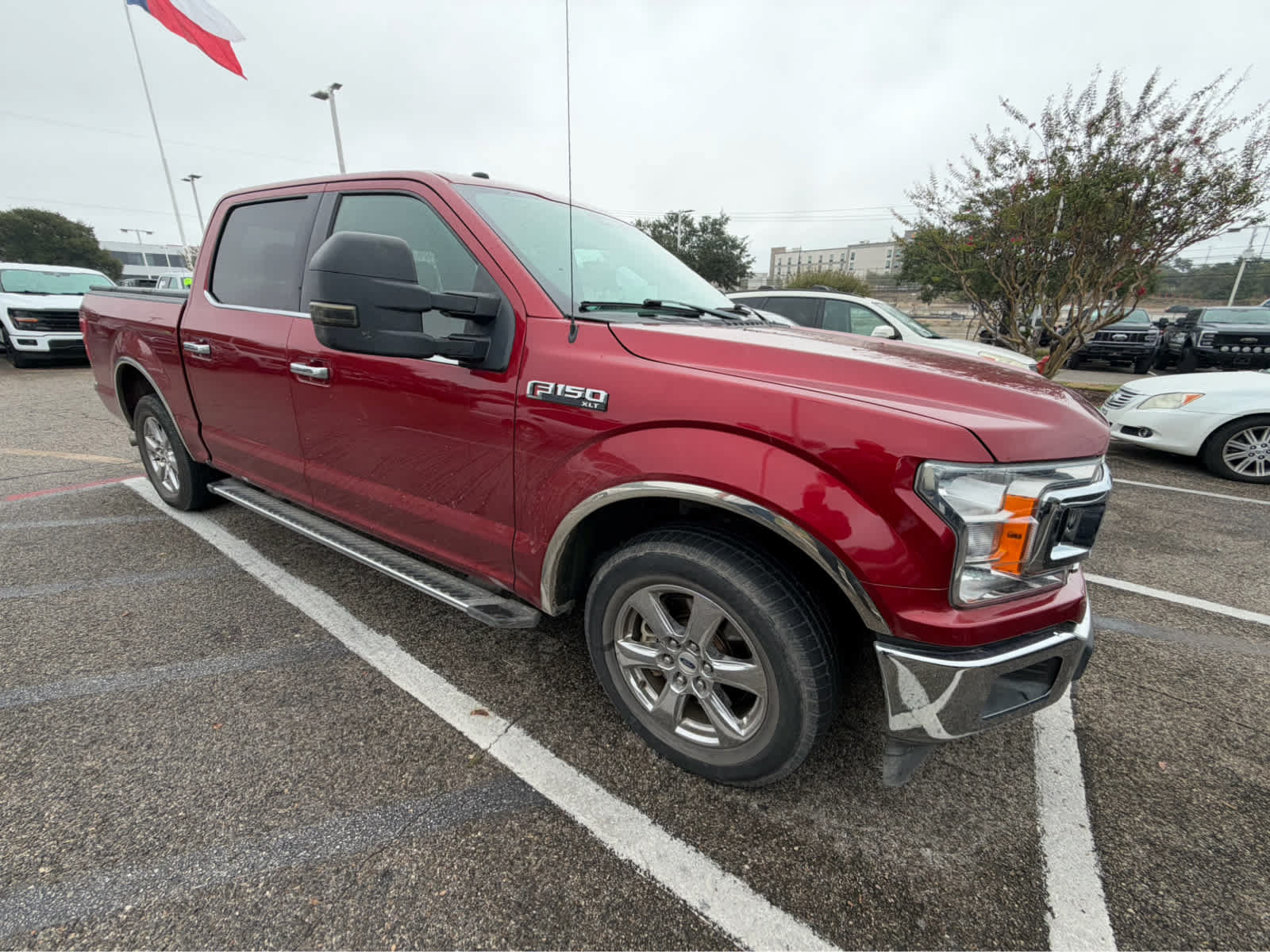 Used 2018 Ford F150 XLT w/ Equipment Group 302A Luxury RWD image 3