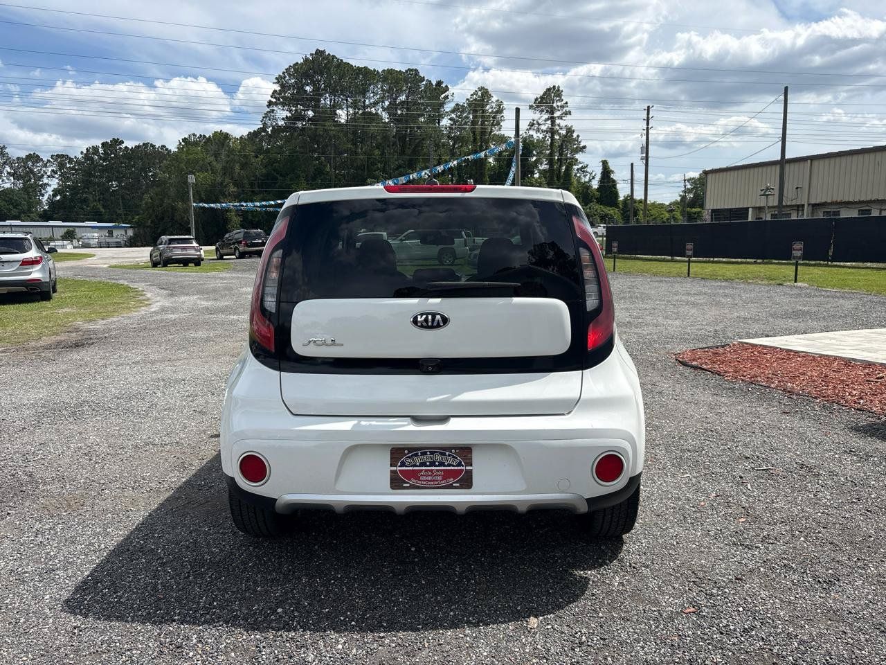 Used 2018 Kia Soul + FWD image 6