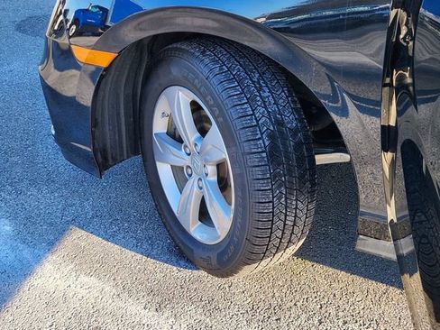 Used 2018 Honda Odyssey EX-L image 32