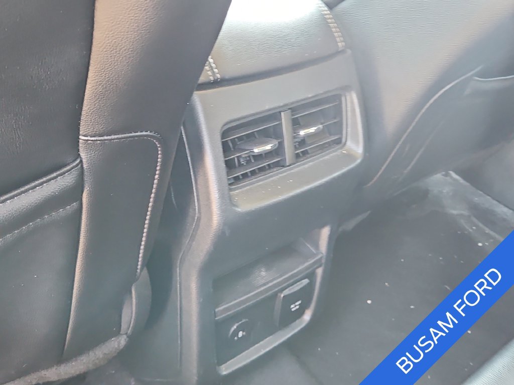 Certified 2024 Ford Edge Titanium AWD/4WD image 9