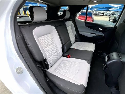Used 2020 Chevrolet Equinox LT image 19