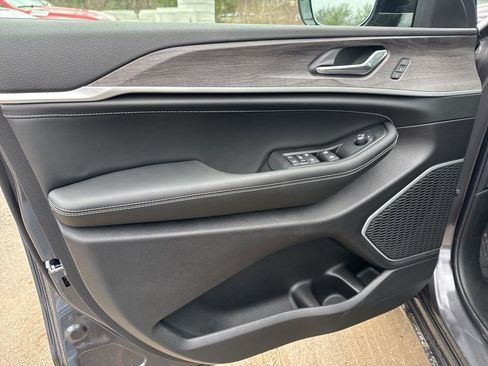 New 2026 Jeep Grand Cherokee Limited Reserve image 20