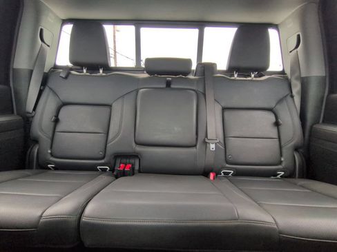 Used 2025 Chevrolet Silverado 2500 LTZ w/ LTZ Convenience Package AWD/4WD image 5