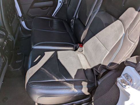 Used 2023 Jeep Wrangler Unlimited Rubicon 4xe w/ Steel Bumper Group image 25