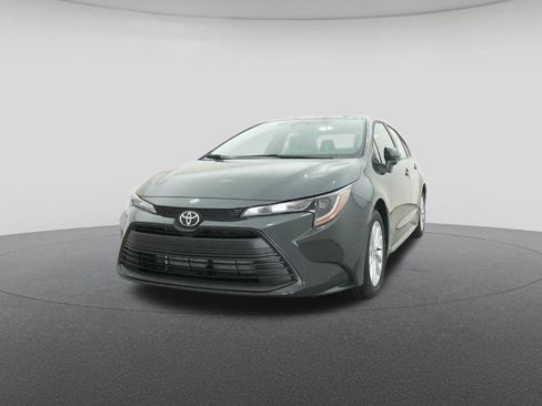 New 2026 Toyota Corolla LE image 32