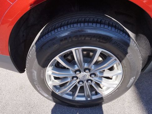 Used 2017 Cadillac XT5 Luxury w/ Driver Awareness Package AWD/4WD image 15