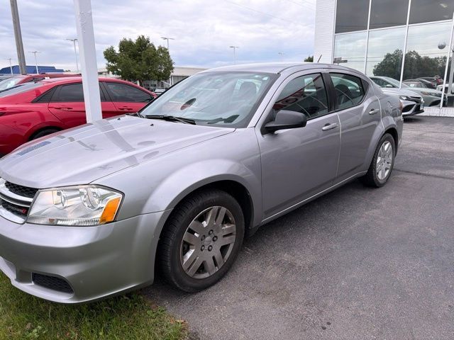 Used 2013 Dodge Avenger SE FWD image 1