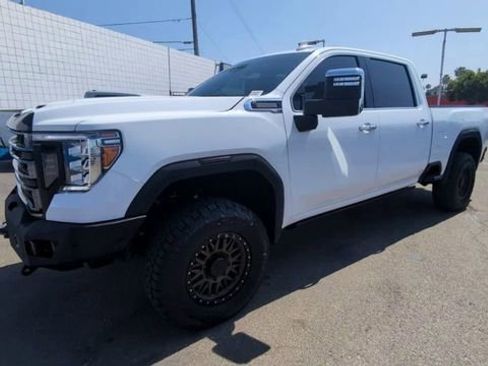Used 2022 GMC Sierra 2500 SLT w/ SLT Convenience Package AWD/4WD image 4