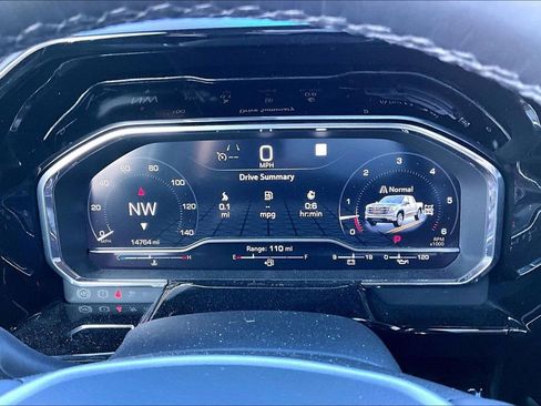 Used 2023 GMC Sierra 1500 SLT image 25