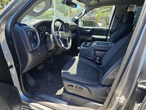 Used 2021 Chevrolet Silverado 1500 LT w/ Diesel Off-Road Package AWD/4WD image 11