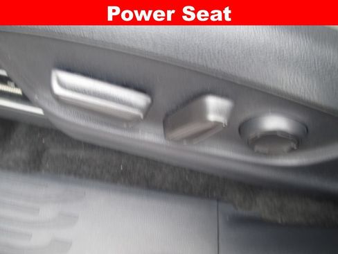 Used 2024 Toyota Tacoma 4x4 Double Cab Hybrid image 30